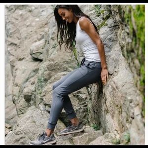 Zyia Unwind Jogger Grey Small